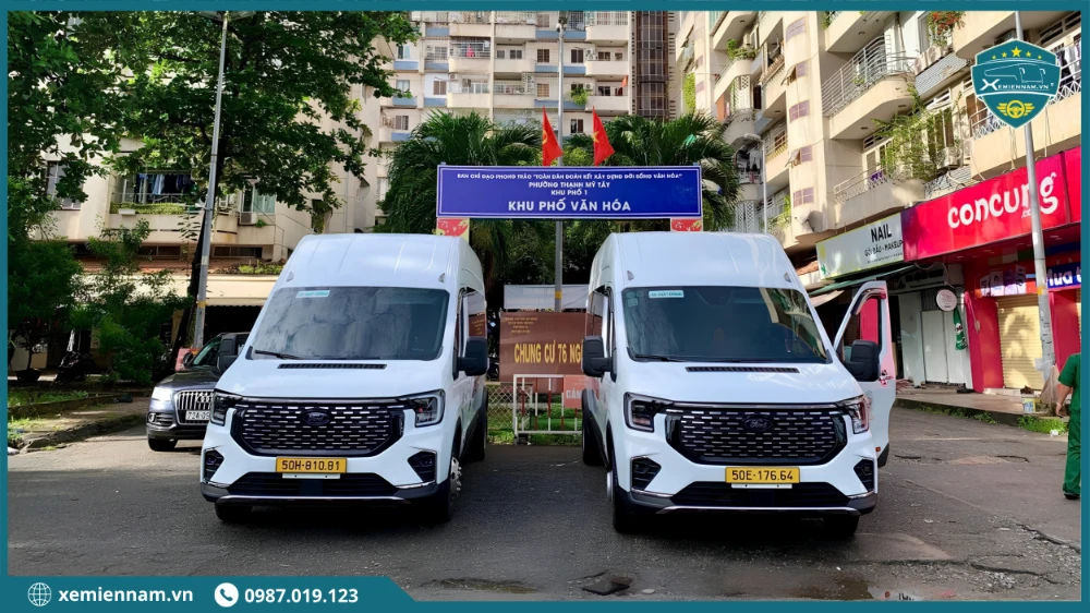 Thuê xe đi Núi Chứa Chan