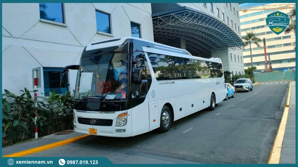 Thuê xe đi Đức Mẹ Núi Cúi 6