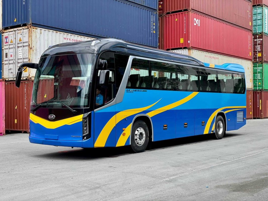 kia granbird 47 chỗ