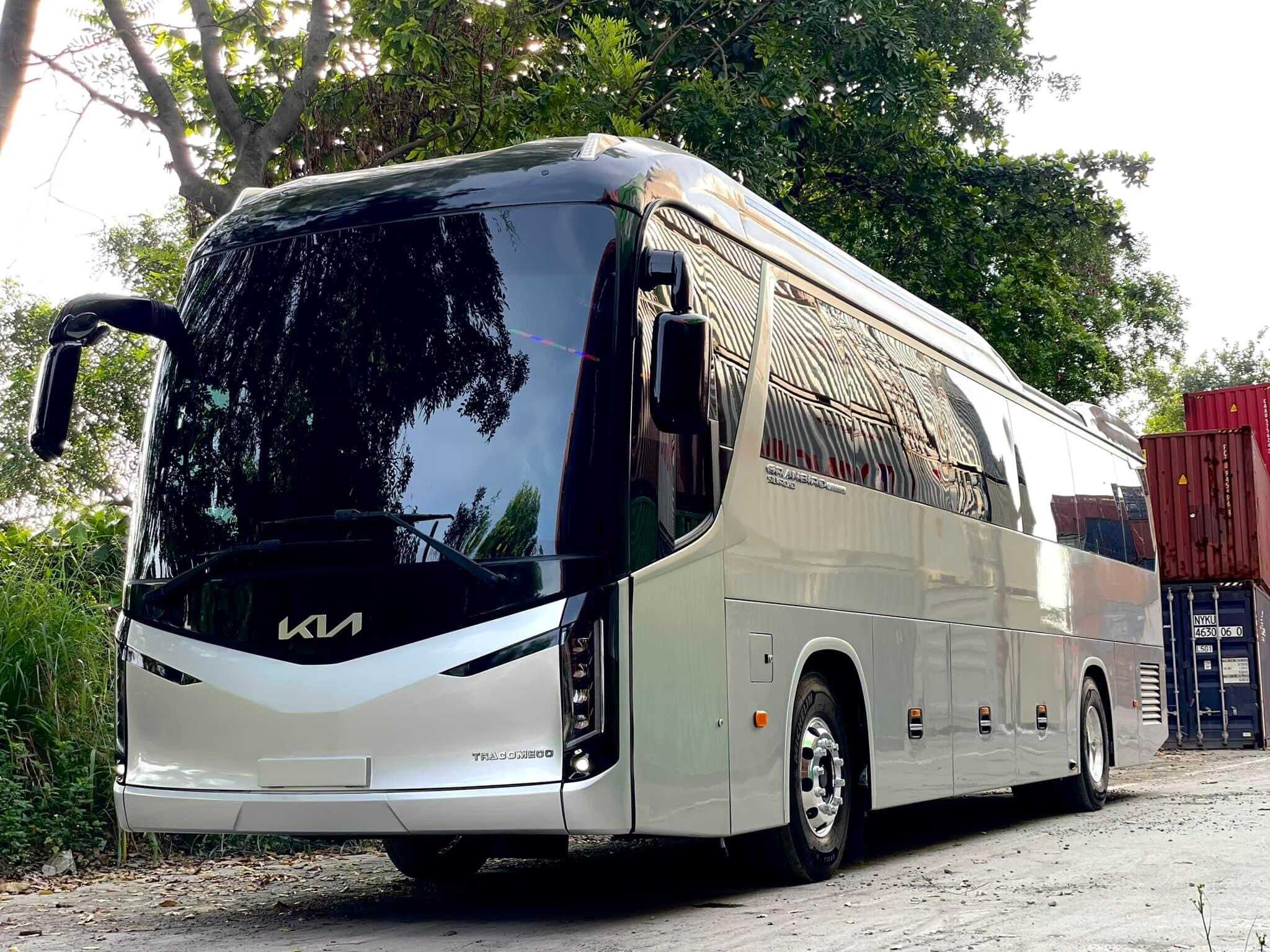 kia granbird tracomeco 47 chỗ
