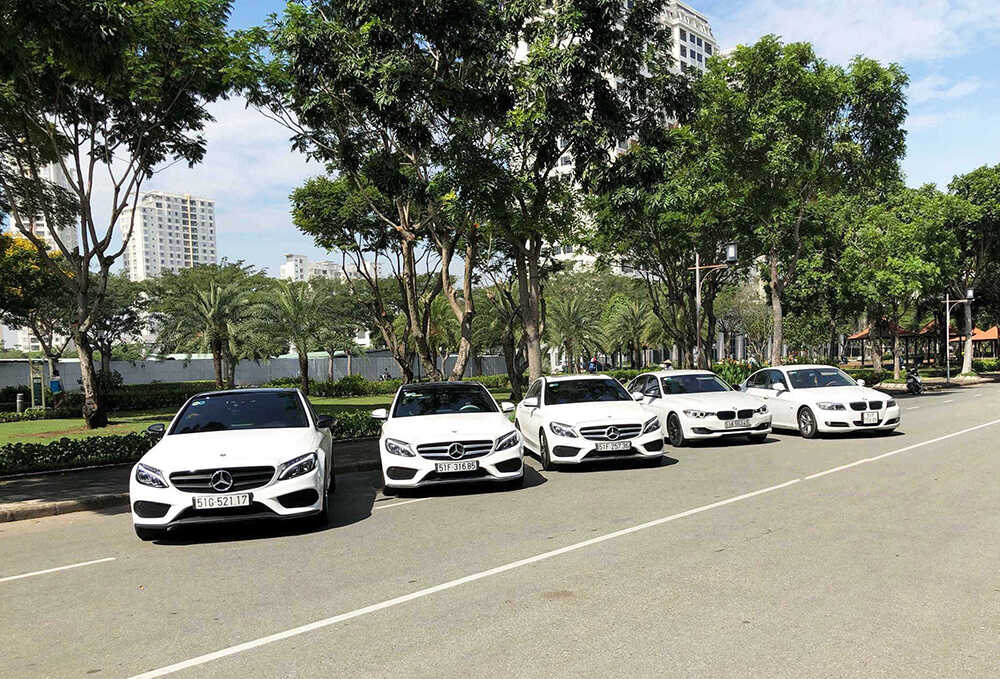 thuê xe 4 chỗ đi long thành