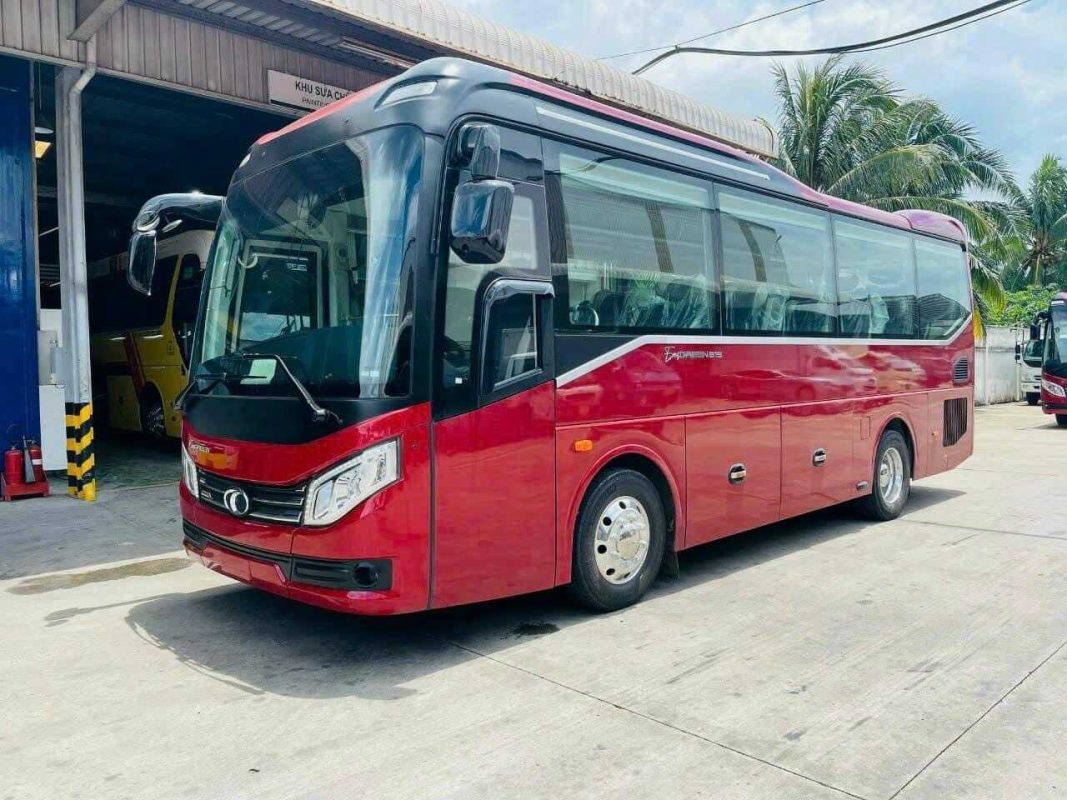 xe thaco evergreen 81s