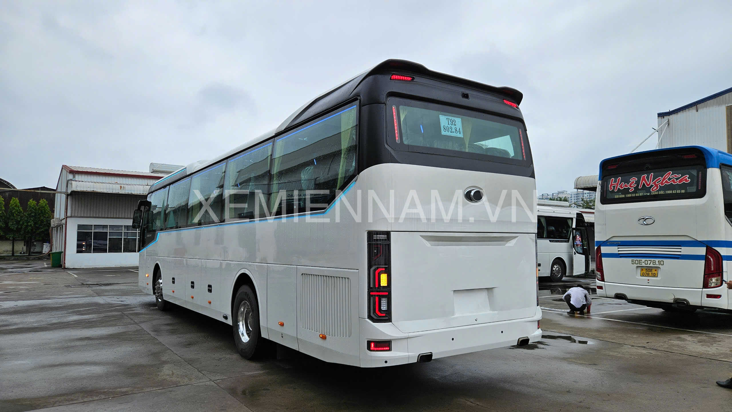 Xe Thaco Cruiser 45 chỗ bản đủ