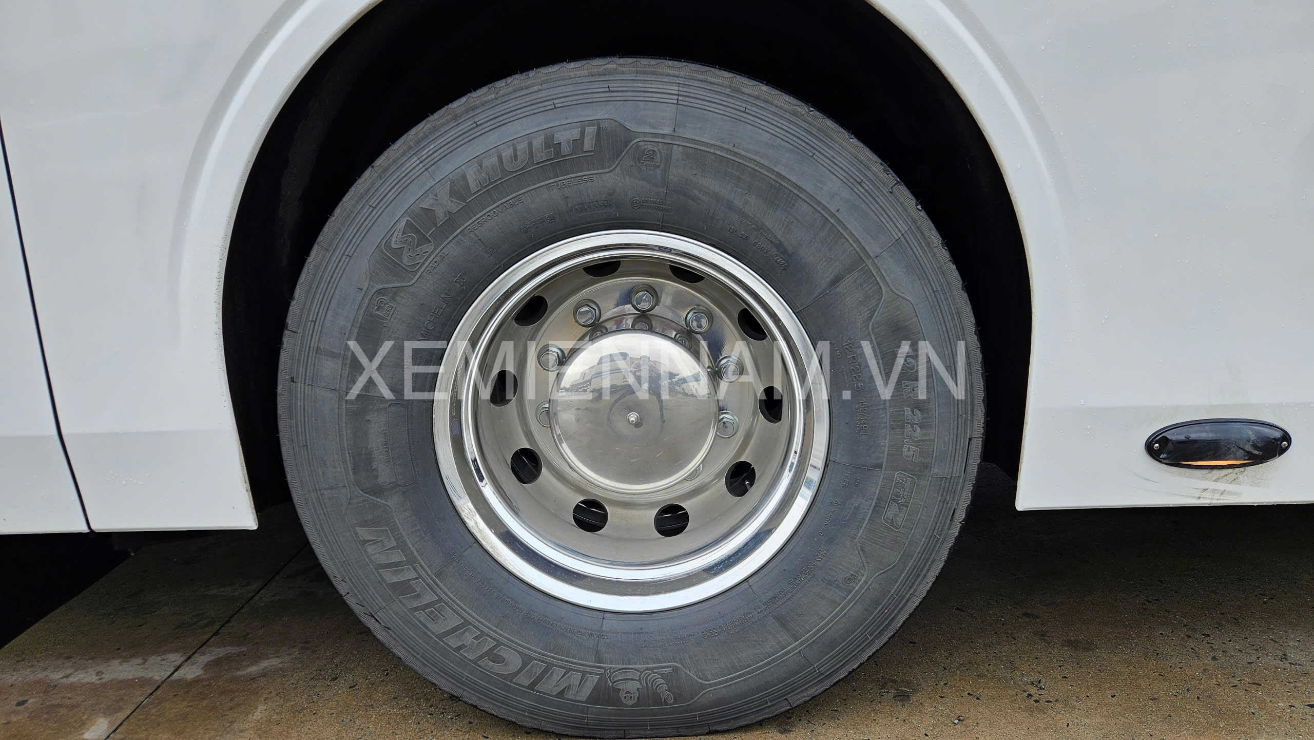 mâm nhôm xe thaco 45 chỗ
