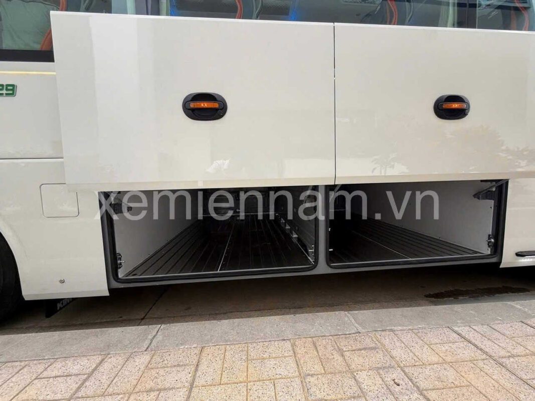 hầm xe kim long 29 chỗ