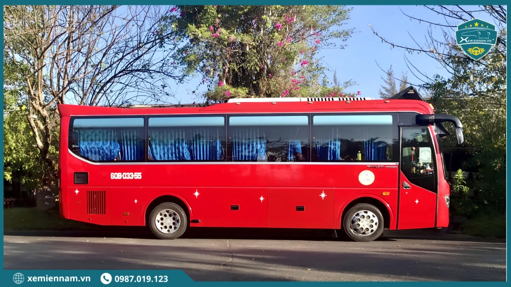 thuê xe 35 chỗ đi đà lạt