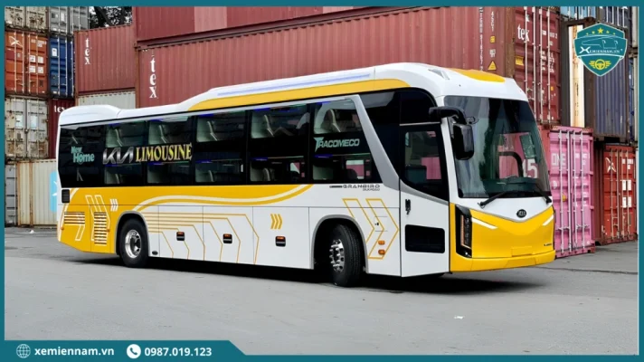 thuê xe 45 chỗ đi nha trang