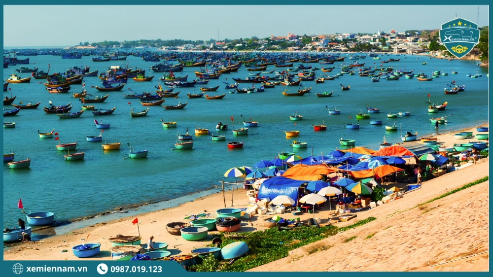 thuê xe limousine đi Phan Thiết