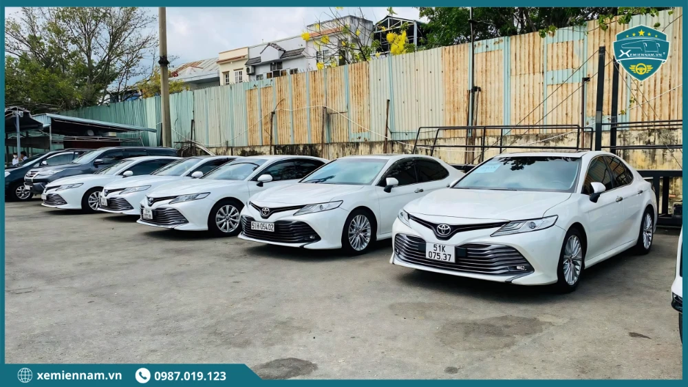 thuê xe 4 chỗ đi Nha Trang
